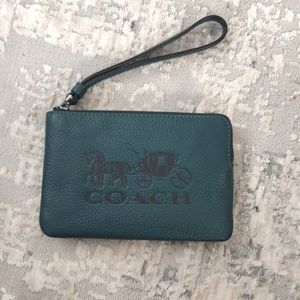 Coach Zip Wristlet With Horse And Carriage NWT Gunmetal Forest